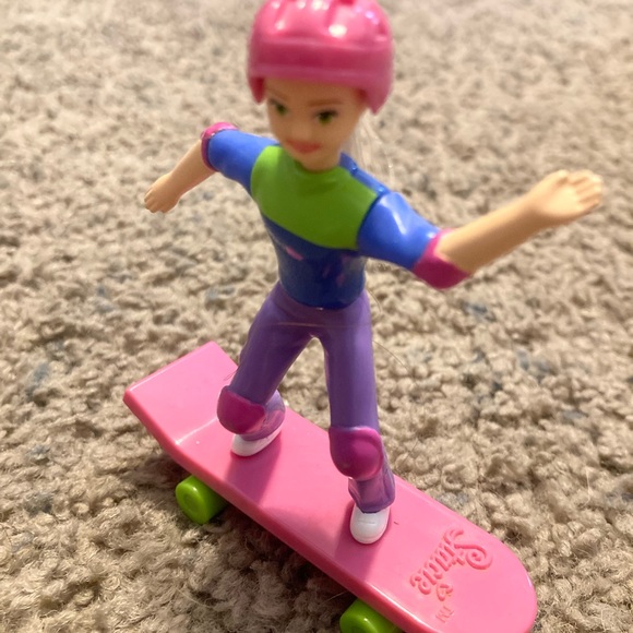 Lot of happy meal Barbie figures - Picture 8 of 16